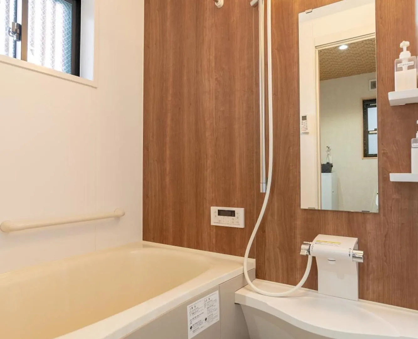Nestay東九条02右側 Kyoto Homestay